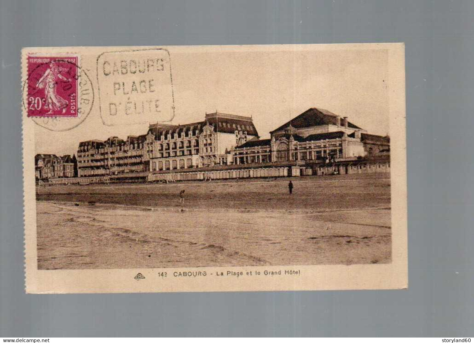 Cabourg La Plage Et Le Grand Hotel - Cabourg