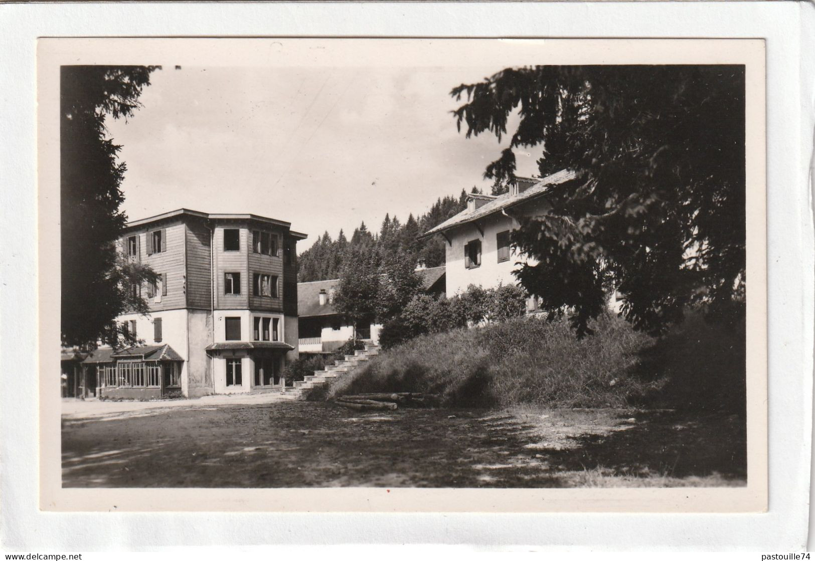 Carte Photo : 13,8 X 8,8  - BOËGE  -  Ermitage De Notre-Dame Des Voirons. L'Entrée - Boëge