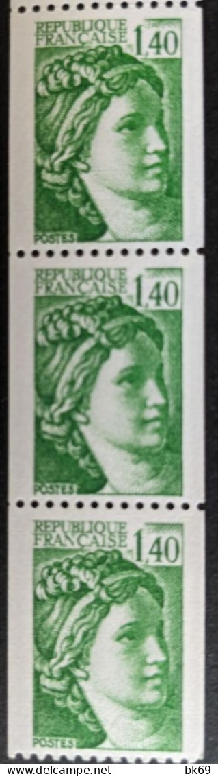 77** Sabine 1.40F N°2157 Roulette De 11 Timbres Avec 2 N° Rouge - Rollen