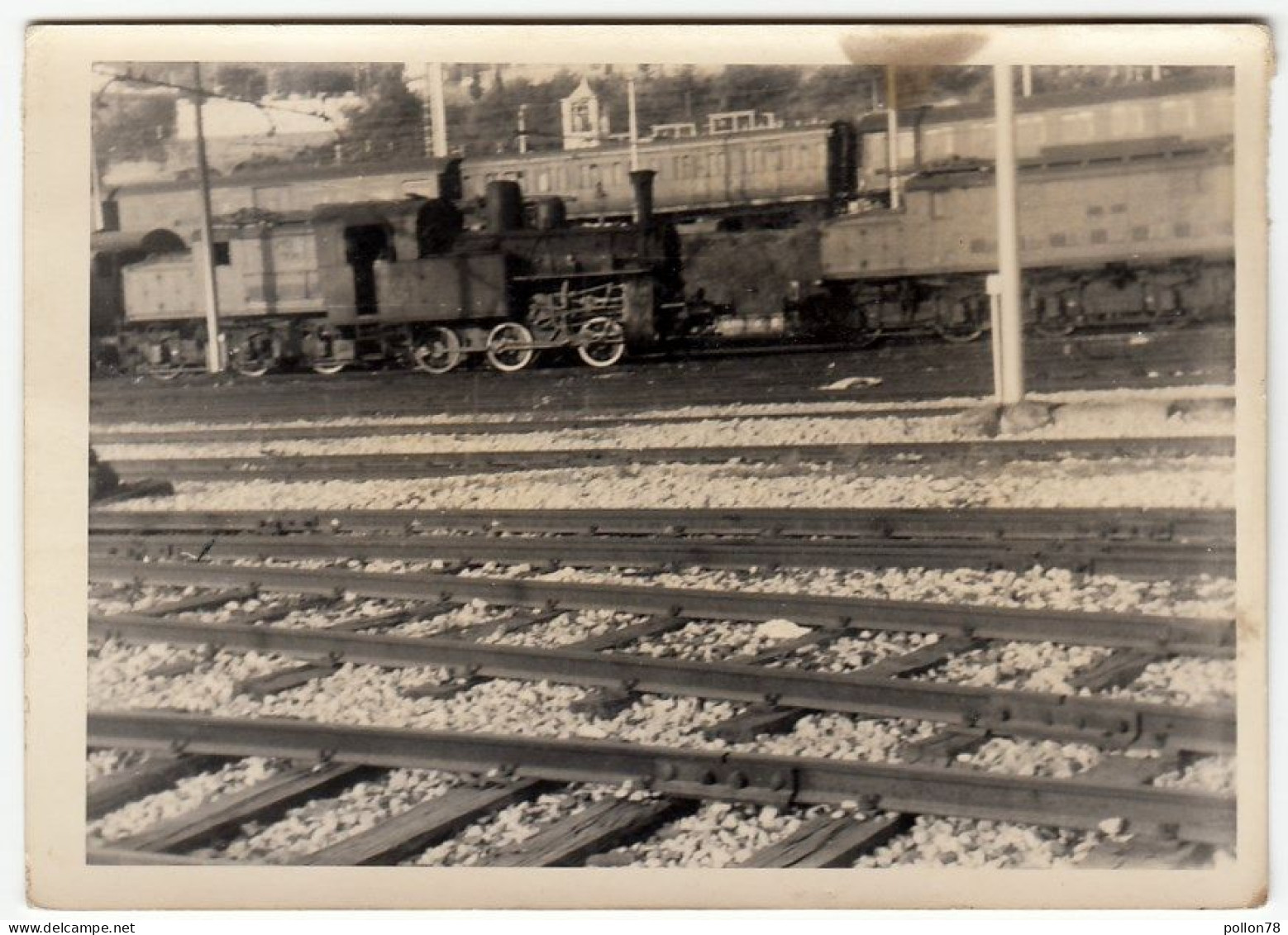 FOTOGRAFIA - STAZIONE - FERROVIA - TRENI - Formato Cm. 12,5 X 9 Circa - Vedi Retro - Eisenbahnen