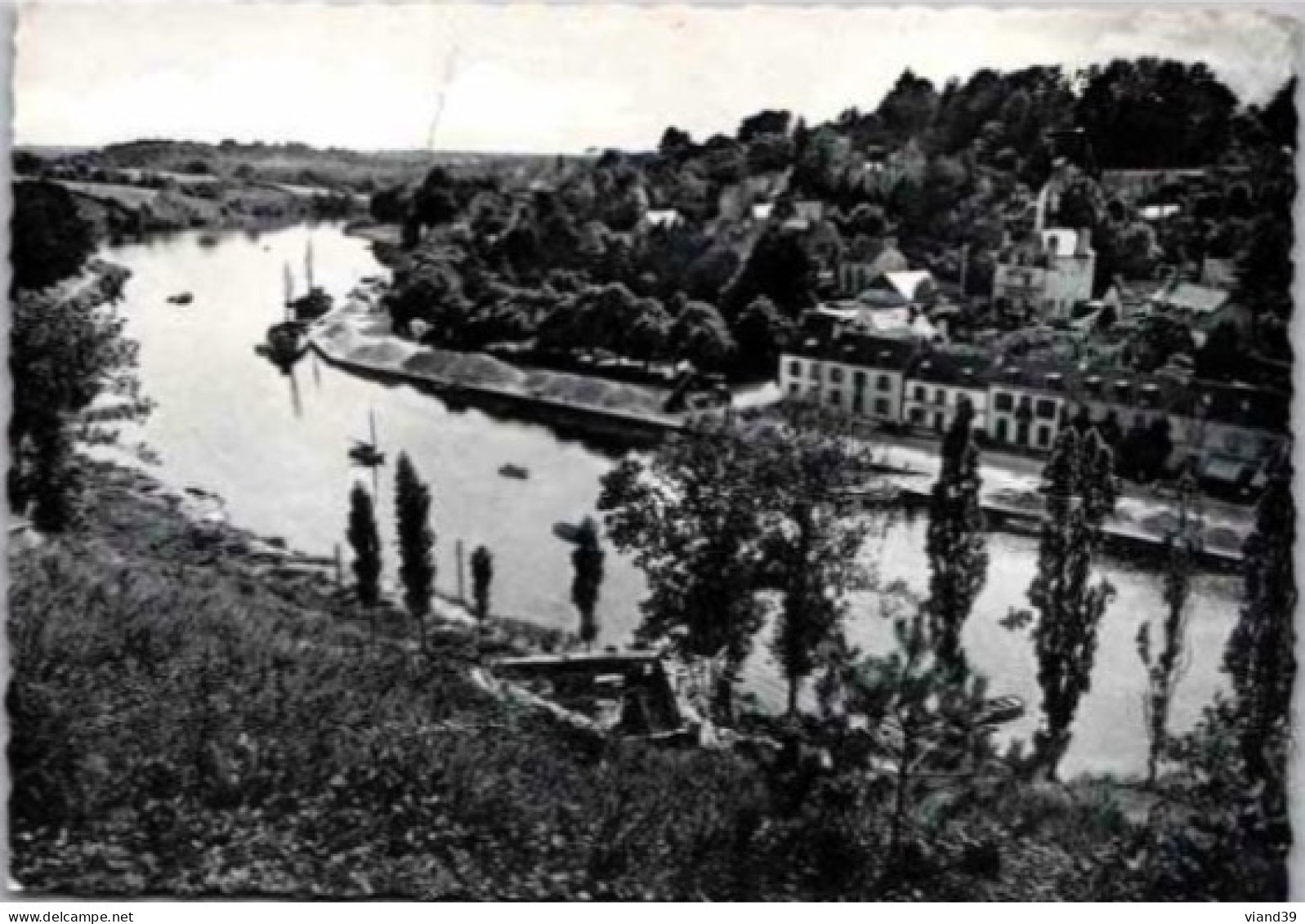 PONT AVEN. -  Le Port. .   -   Non Circulée. - Pont Aven