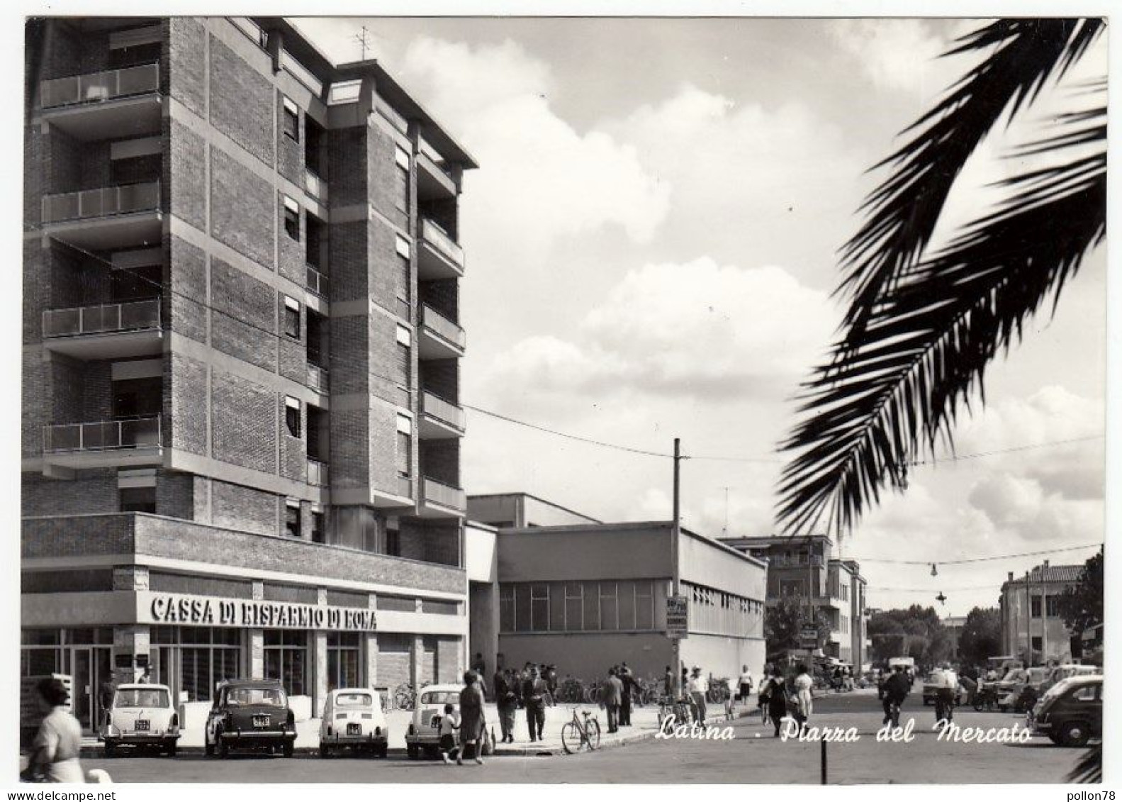 LATINA - PIAZZA DEL MERCATO - 1969 - Latina