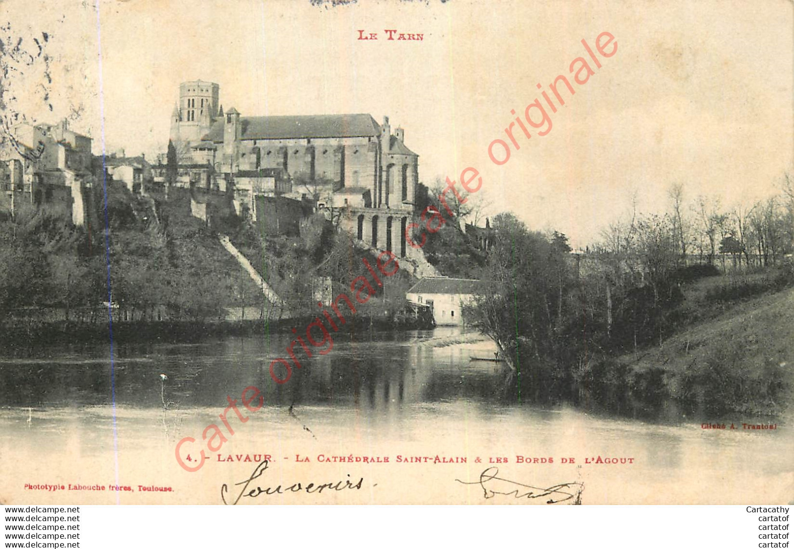 81.  LAVAUR .  La Cathédrale St-Alain Et Les Bords De L'Agout .  CPA LABOUCHE FRERES TOULOUSE . - Lavaur