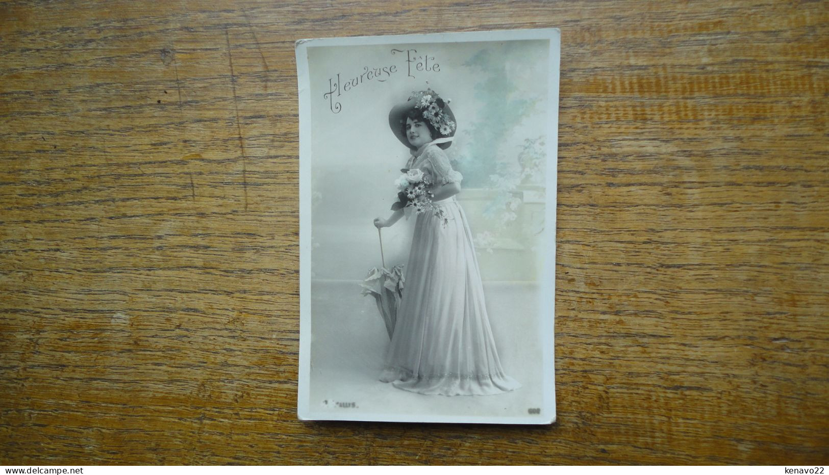 Ancienne Carte , Silhouette D'une Femme "" Beau Timbre De Belgique "" - Silhouette - Scissor-type