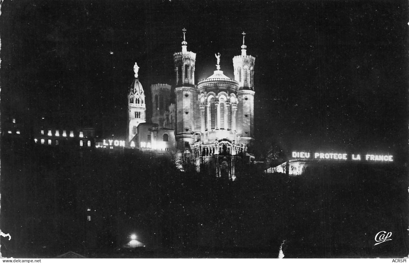 LYON Illuminations Du 8 Décembre Dieu Protège La France   24 (scan Recto Verso)MG2852BIS - Lyon 5