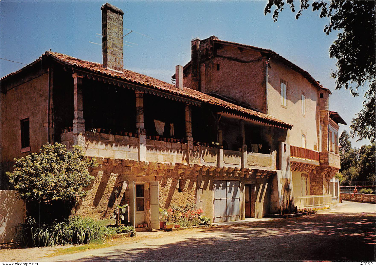 BRANTOME   Maison Typique  9 (scan Recto Verso)MG2859 - Brantome