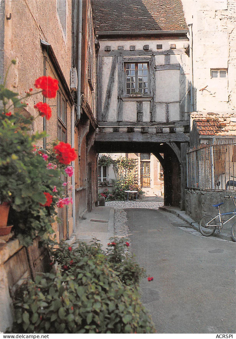 NOYERS  Rue Du Poids Du Roy  45 (scan Recto Verso)MG2871 - Noyers Sur Serein