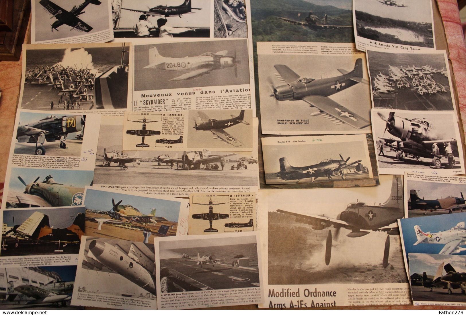 Lot De 194g D'anciennes Coupures De Presse Et Photo De L'aéronef Américain Douglas AD "Skyraider" - Luchtvaart