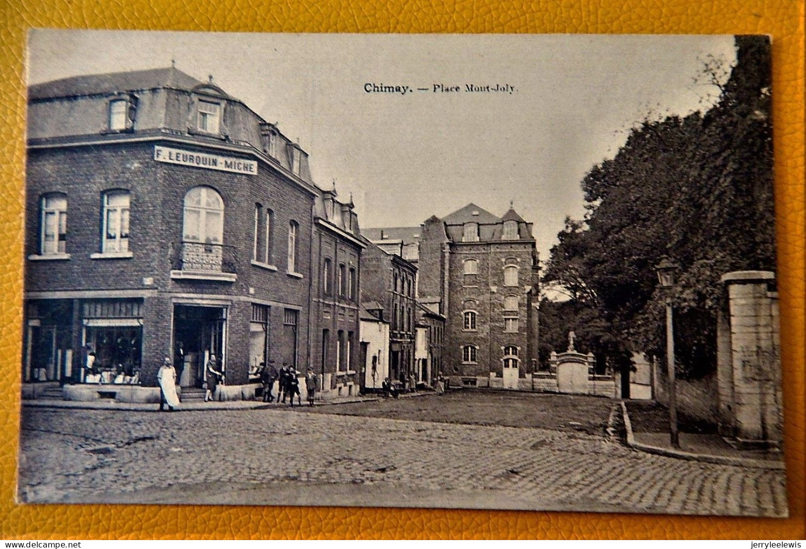 CHIMAY  -   Place Mont-Joly - Chimay