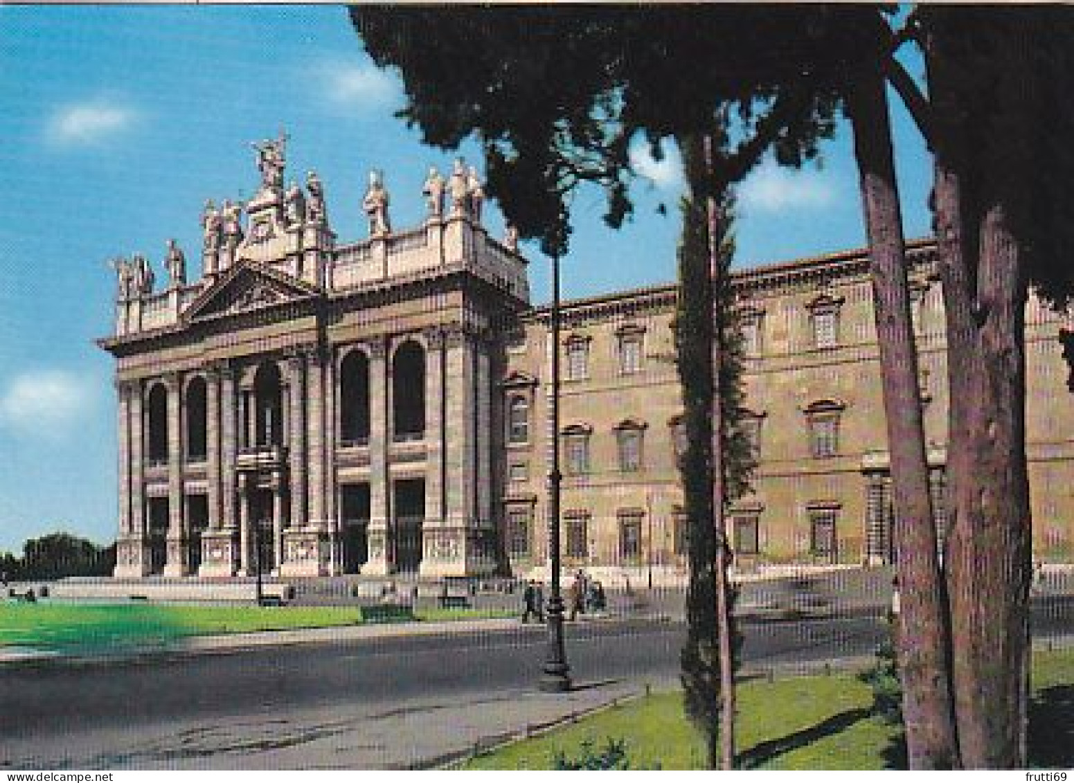 AK 216866 ITALY - Roma - Basilica S. Giovanni In Laterano - Churches