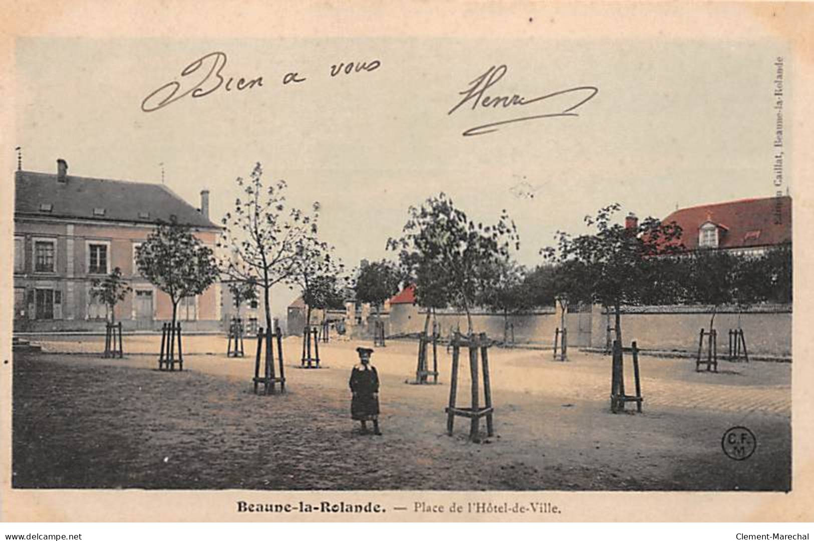 BEAUNE LA ROLANDE - Place De L'Hôtel De Ville - Très Bon état - Beaune-la-Rolande