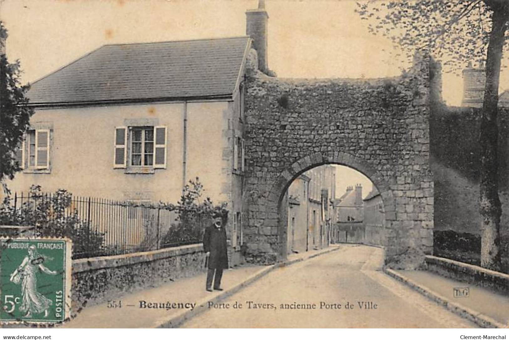 BEAUGENCY - Porte De Tavers, Ancienne Porte De Ville - Très Bon état - Beaugency