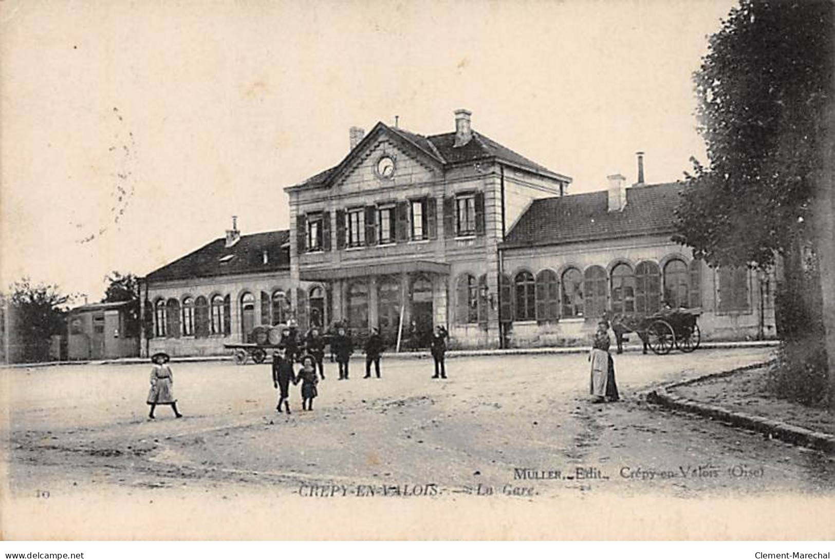 CREPY EN VALOIS - La Gare - Très Bon état - Crepy En Valois