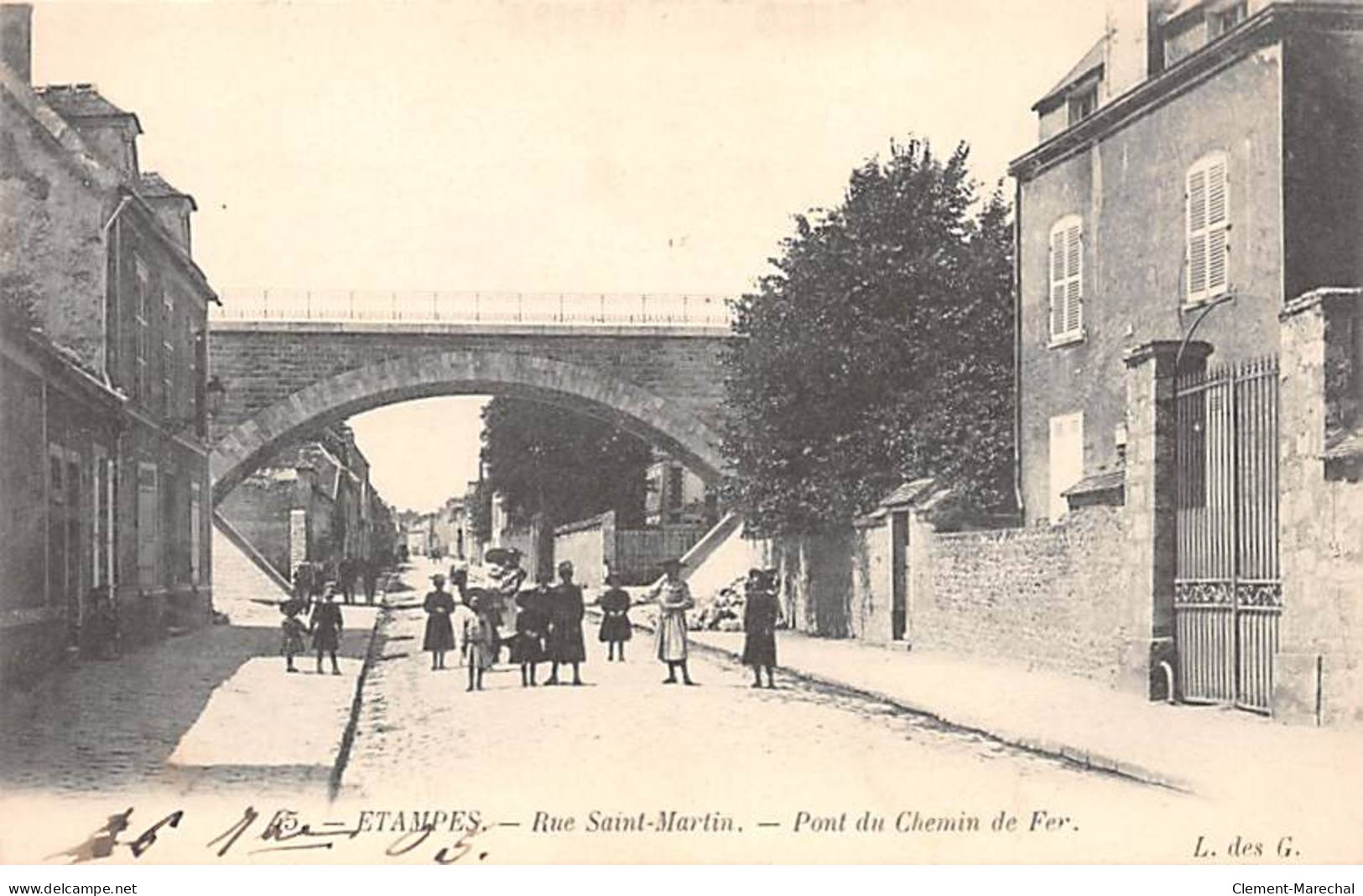 ETAMPES - Rue Saint Martin - Pont Du Chemin De Fer - Très Bon état - Etampes