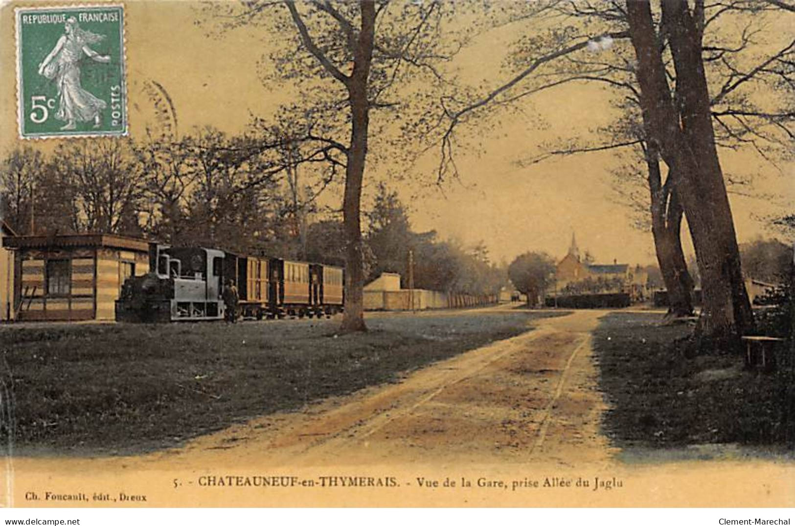 CHATEAUNEUF EN THYMERAIS - Vue De La Gare, Prise Allée Du Jaglu - Très Bon état - Châteauneuf