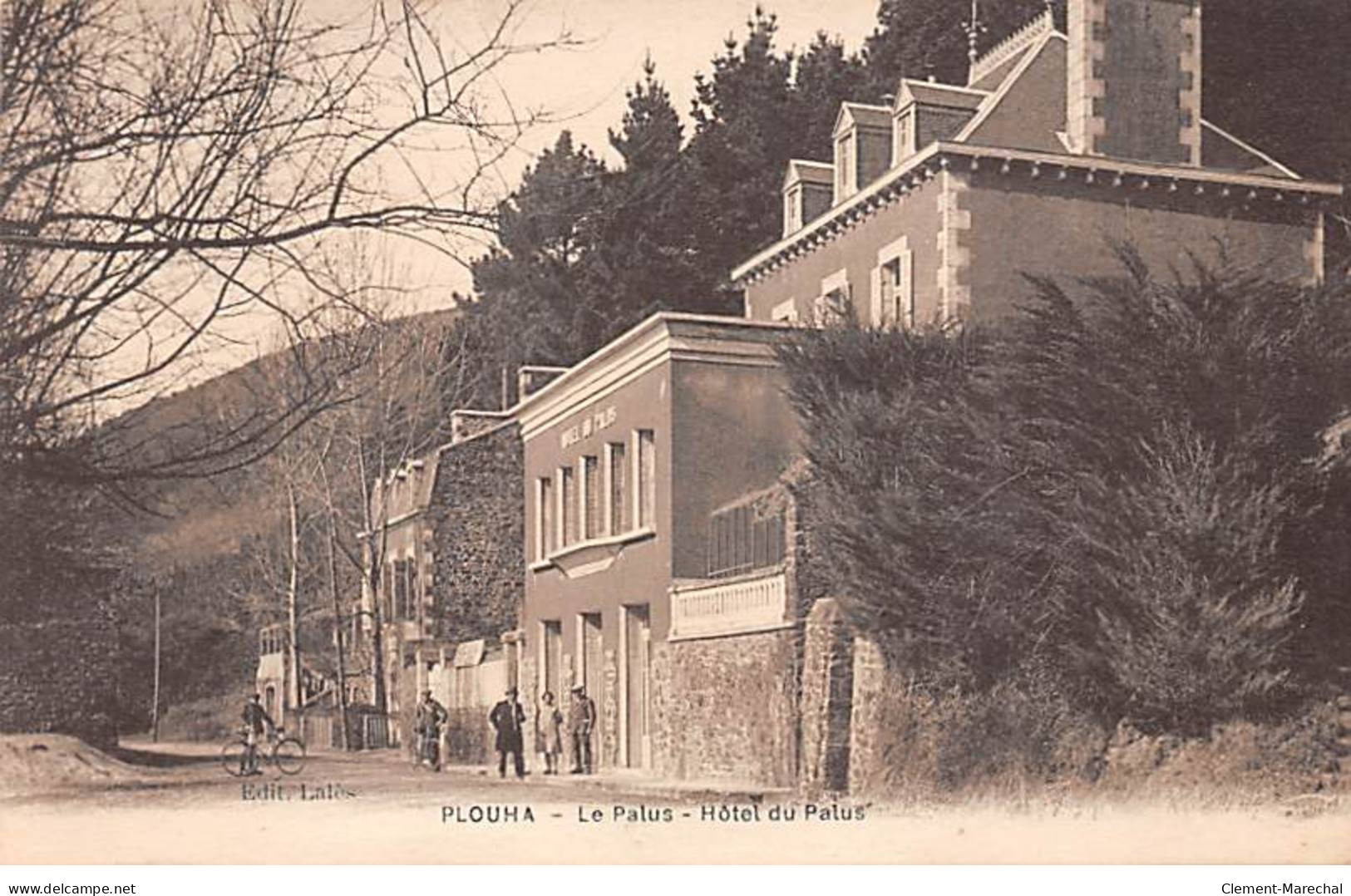 PLOUHA - Le Palus - Hôtel Du Palus - Très Bon état - Plouha