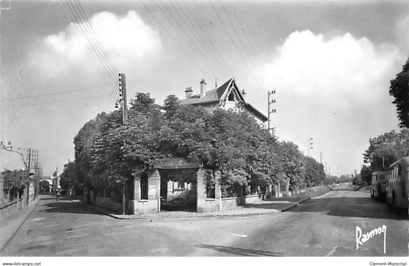 YERRES - Les Camaldules - Très Bon état - Yerres