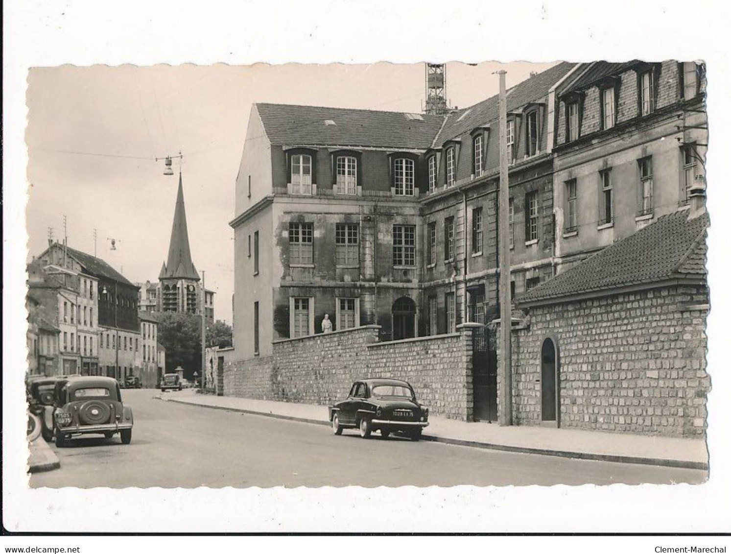 GENTILLY: Rue Frileuse La Maison Du Sacré-coeur - Très Bon état - Gentilly