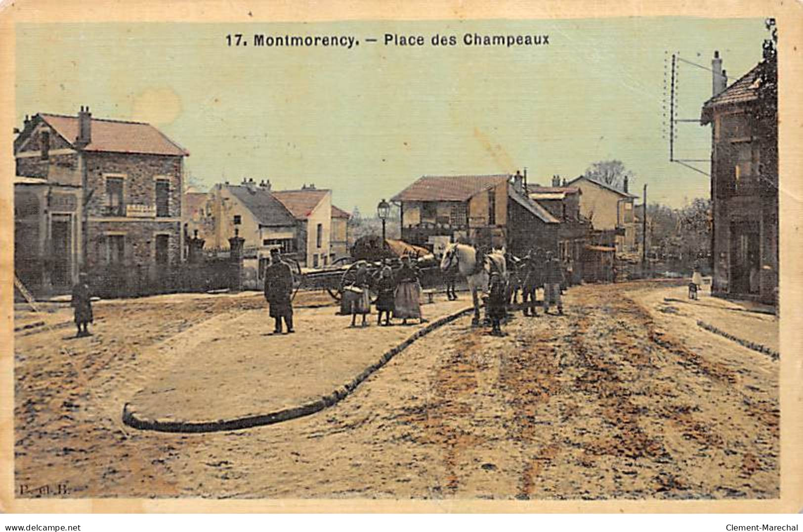 MONTMORENCY - Place  Des Champeaux - Très Bon état - Montmorency