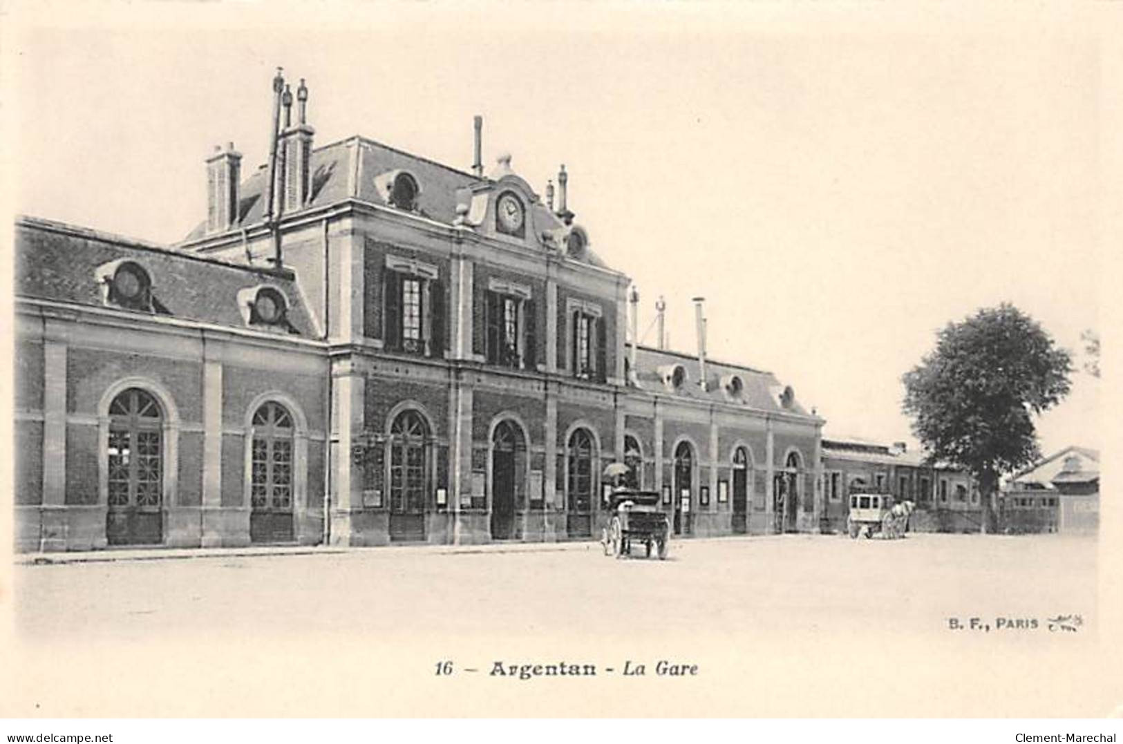 ARGENTAN - La Gare - Très Bon état - Argentan