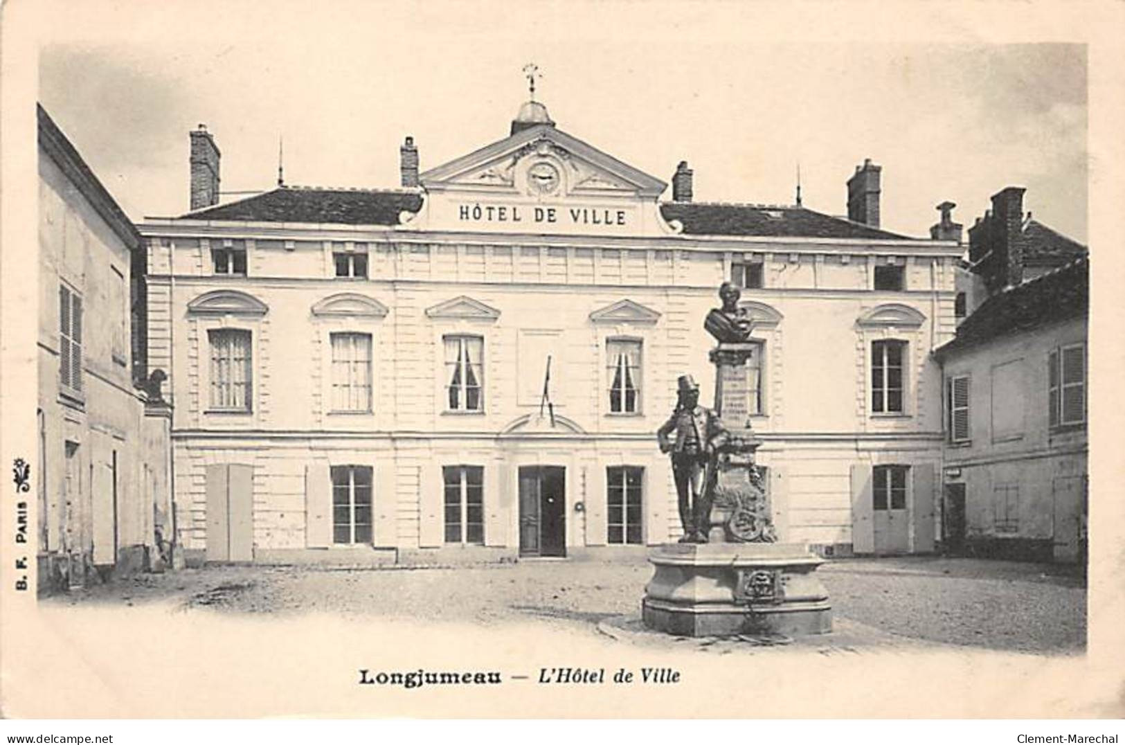 LONGJUMEAU - L'Hôtel De Ville - Très Bon état - Longjumeau