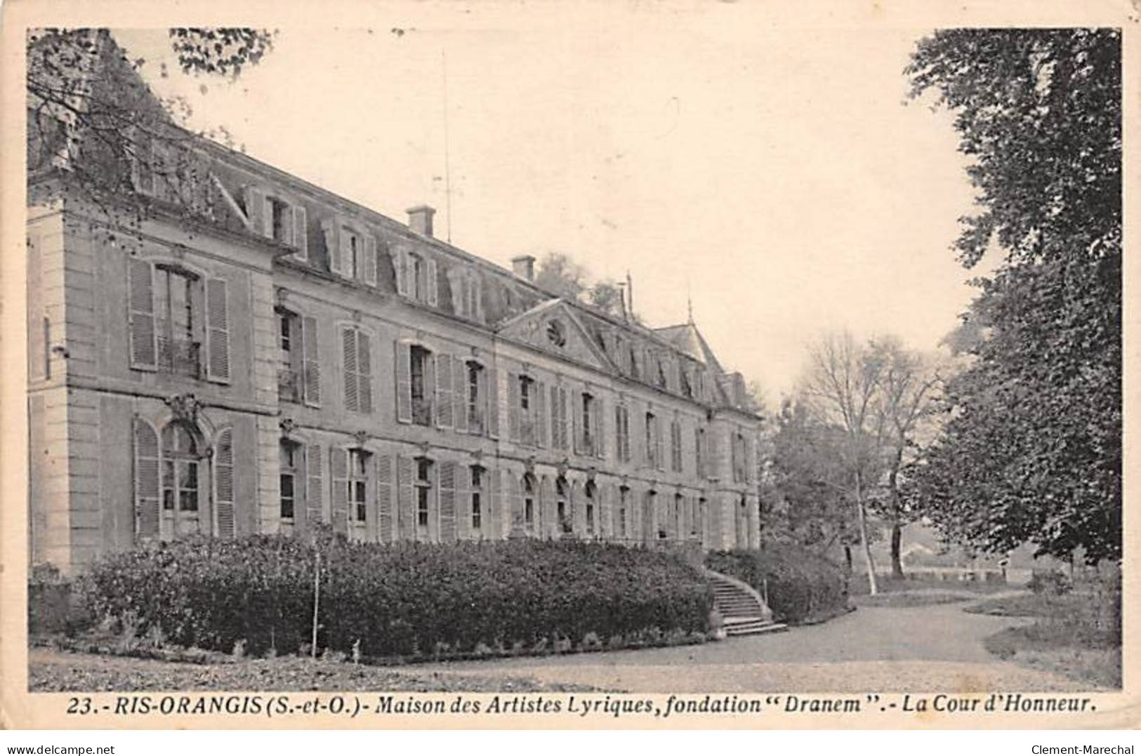 RIS ORANGIS - Maison Des Artistes Lyriques, Fondation " Dranem " - La Cour D'honneur - état - Ris Orangis