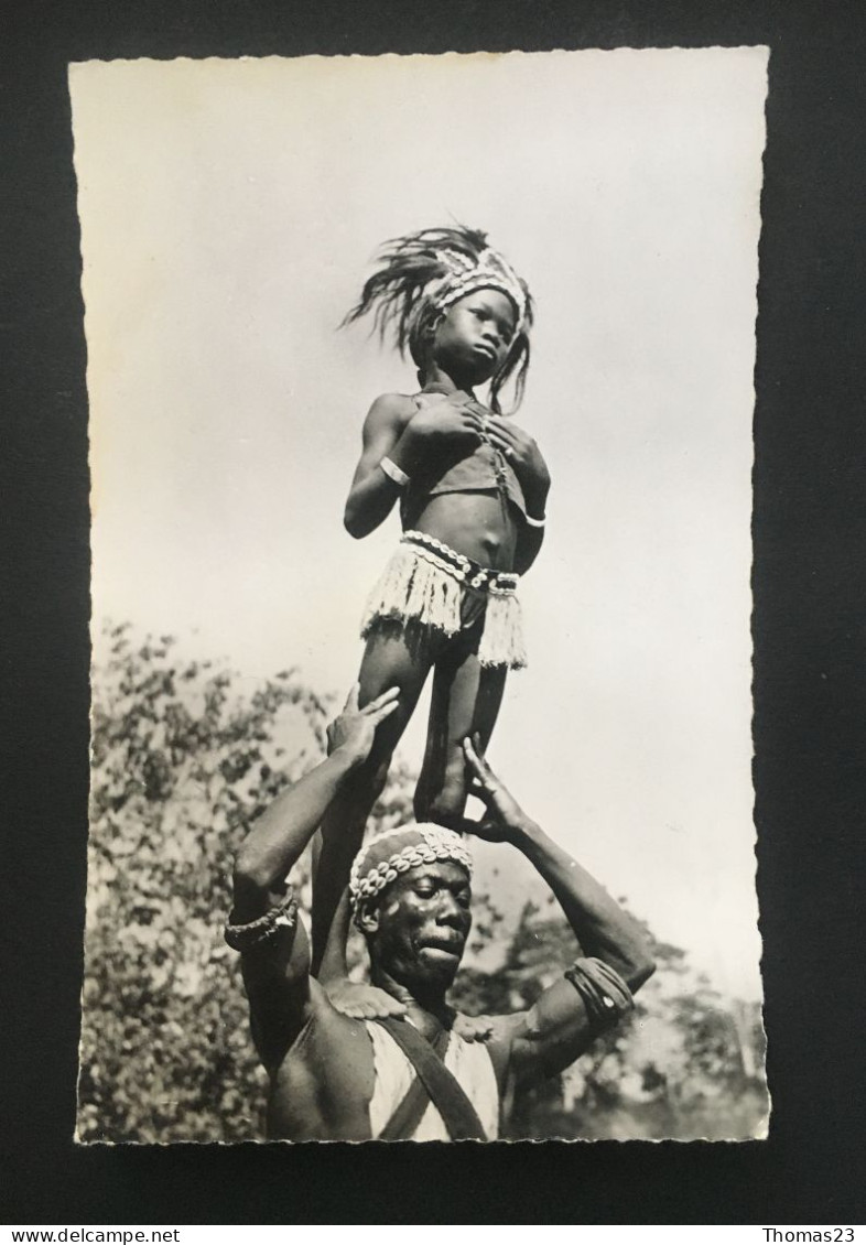 Petite Danseuse Acrobatique, Ed Hoa-Qui, N° 1020 - Zonder Classificatie