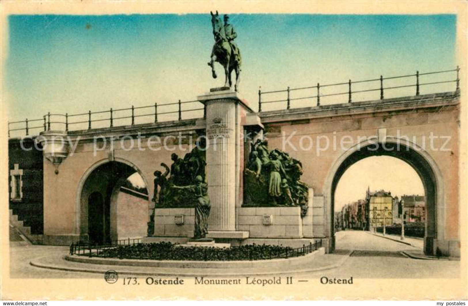 73498259 Ostende Oostende Monument Léopold II  - Oostende