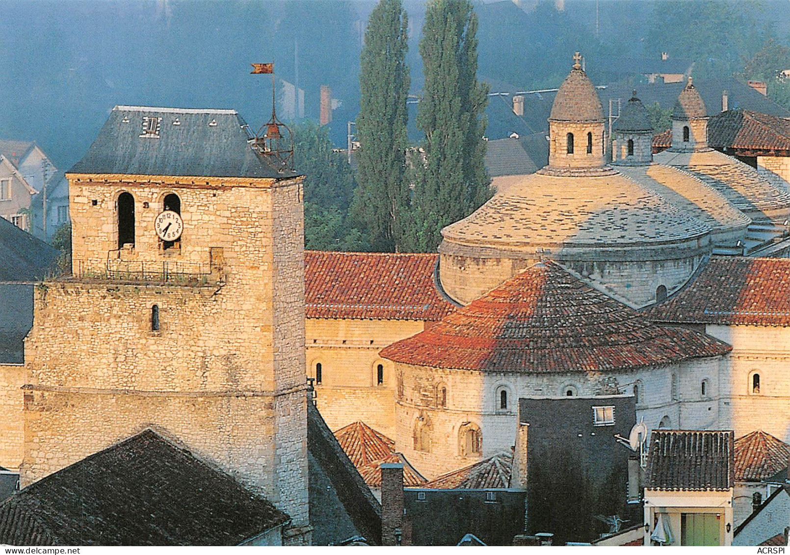 SOUILLAC  Le Beffroi Et L'église Abbatiale    24  (scan Recto Verso)MH2914 - Souillac