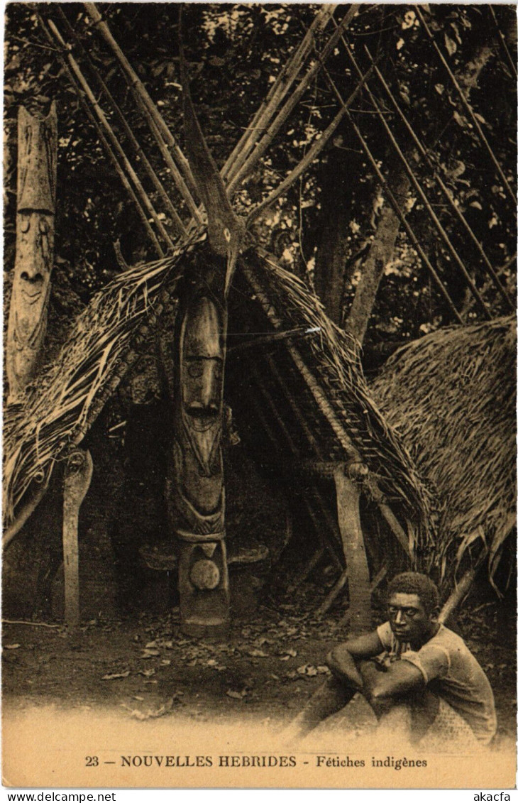 PC NEW HEBRIDES, FÉTISCHES INDIGÉNES, Vintage Postcard (b53603) - Vanuatu