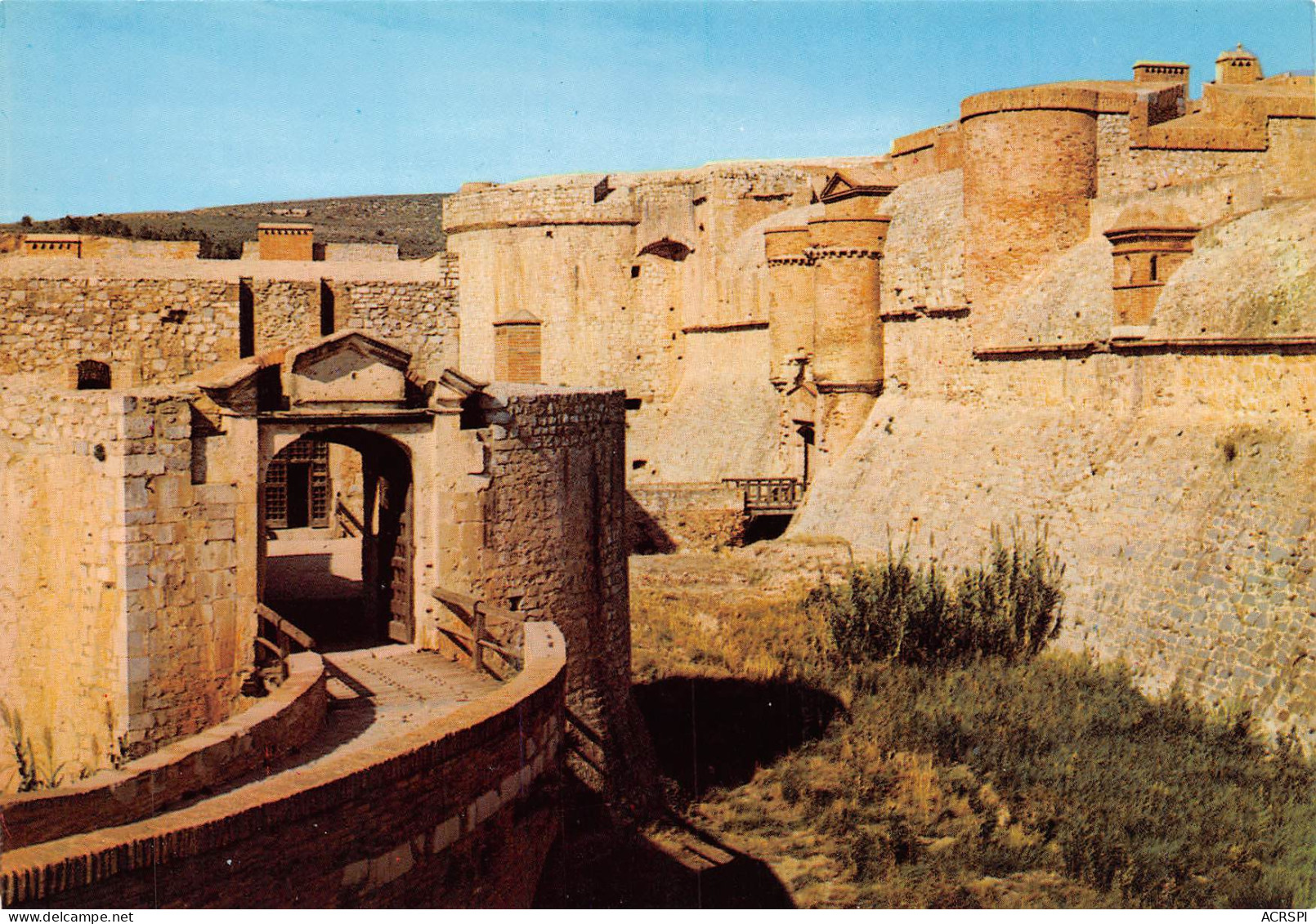 SALSES   Défenses De L'entrée Du Château Fort    15 (scan Recto Verso)MH2979 - Salses