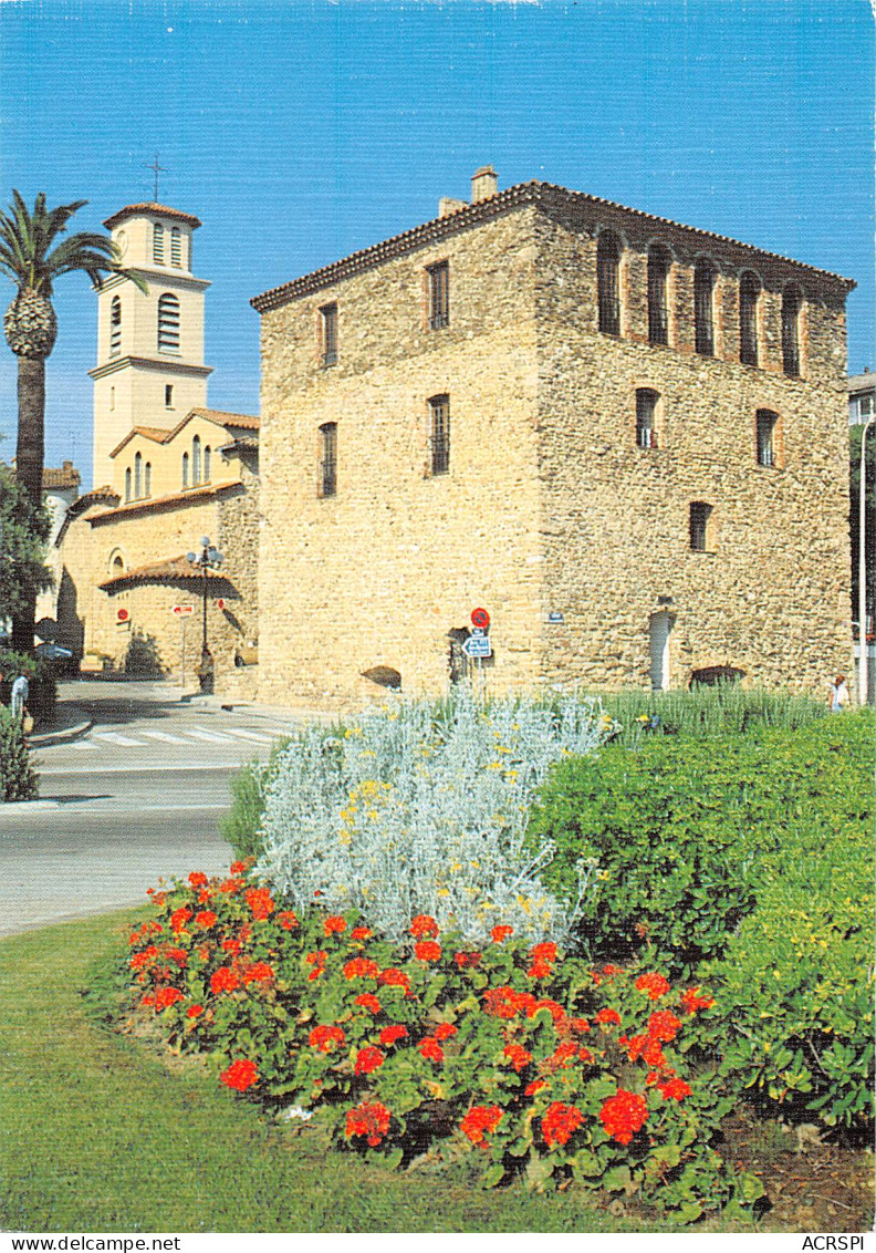 SAINTE-MAXIME   Eglise Et La Tour Carrée   43 (scan Recto Verso)MH2985 - Sainte-Maxime