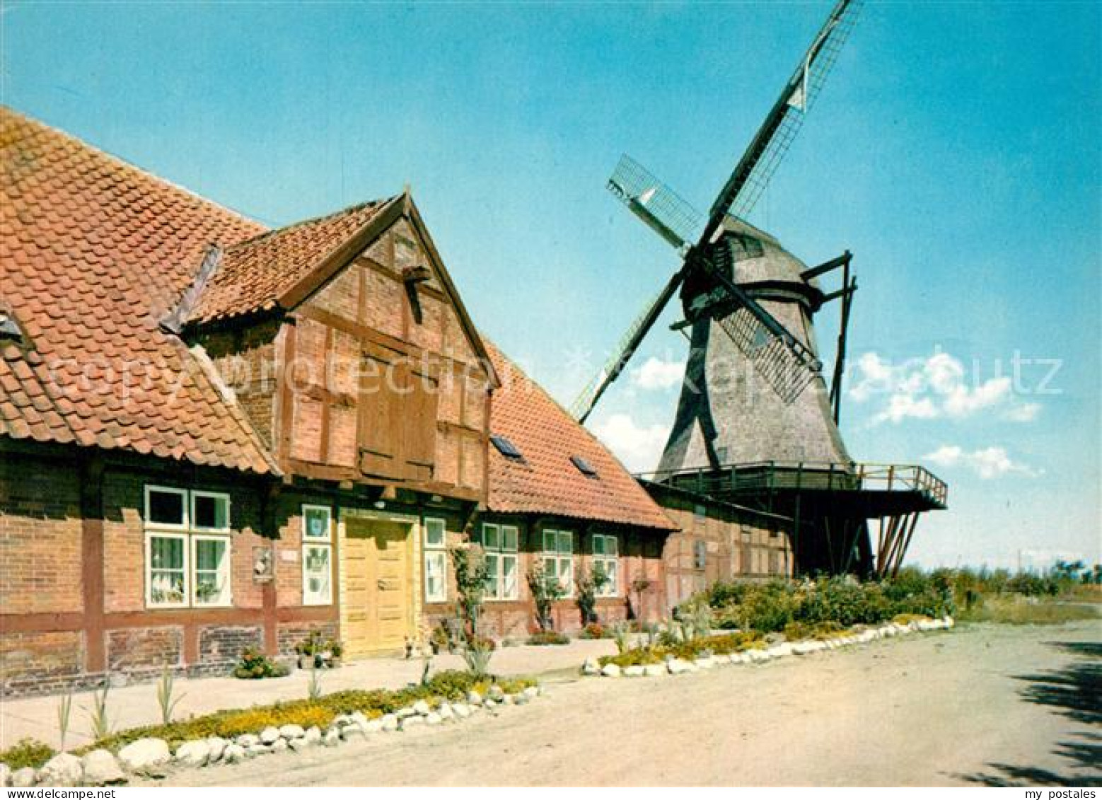 73479100 Lemkenhafen Windmuehle Muehlenmuseum Lemkenhafen - Fehmarn