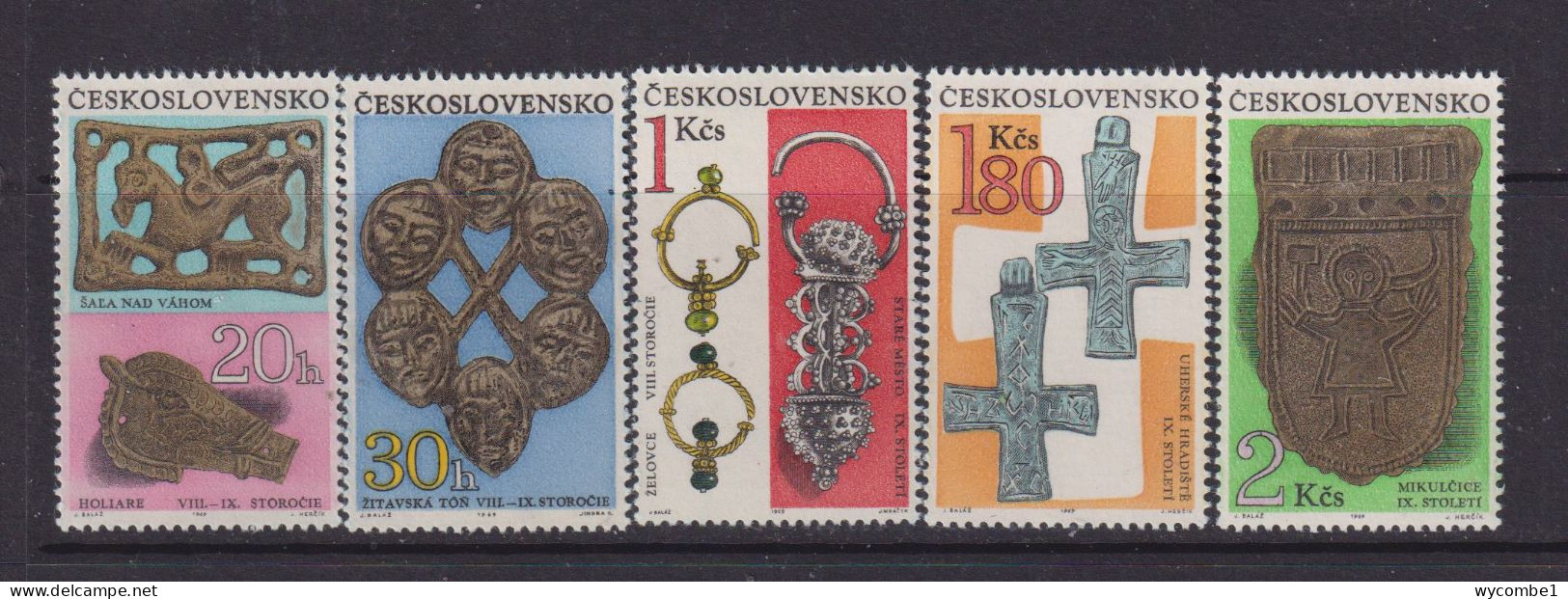 CZECHOSLOVAKIA  - 1969 Archaeological Discoveries Set Never Hinged Mint - Unused Stamps