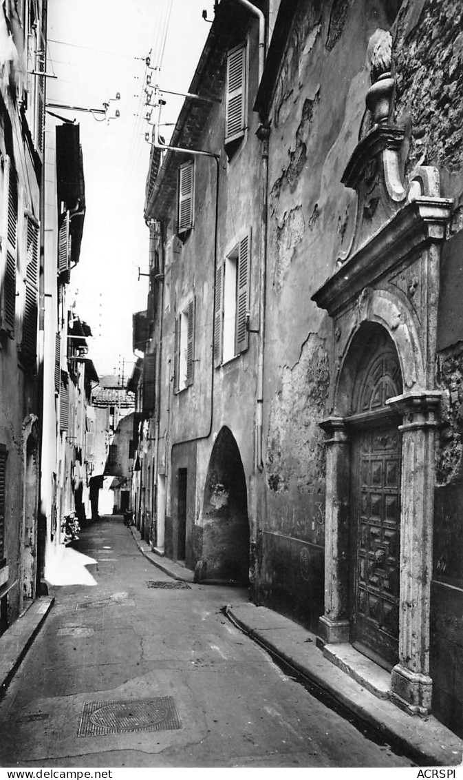 ANTIBES Le Vieil Antibes - La Rue St Esprit  4  (scan Recto Verso)MH2902UND - Antibes - Altstadt