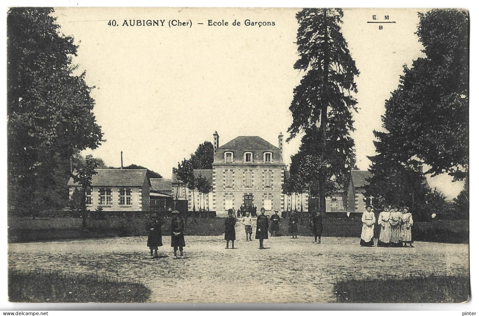 AUBIGNY - Ecole De Garçons - Aubigny Sur Nere