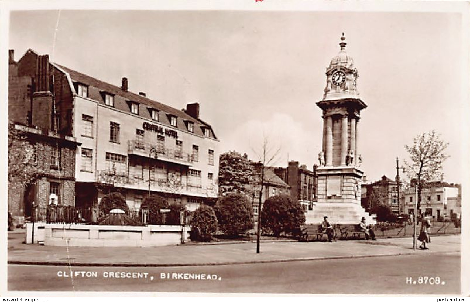 England - Lancs - BIRKENHEAD Clifton Crescent - Autres & Non Classés