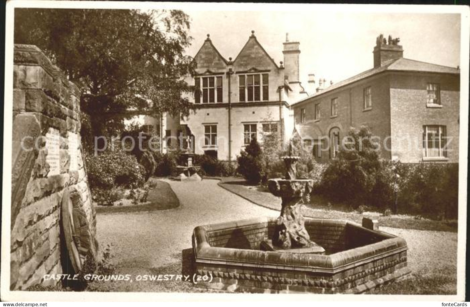 11732691 Oswestry Castle Grounds Fountain Oswestry - Shropshire