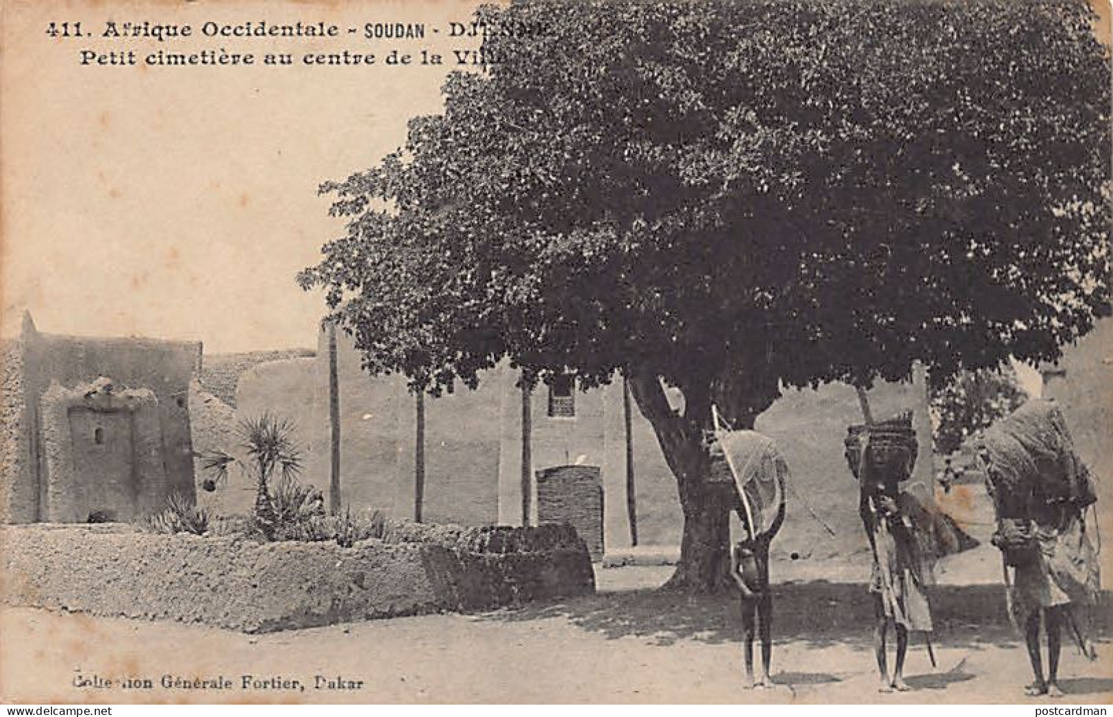 Mali - DJENNÉ - Petit Cimetière Au Centre De La Ville - Ed. Fortier 411 - Mali