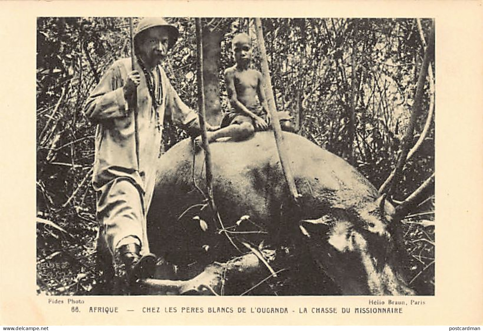 Uganda - White Father Hunting An Hippopotamus - Publ. Propagation De La Foi 66 - Ouganda