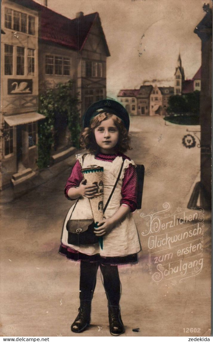 H2045 - Glückwunschkarte Schulanfang - Kleines Mädchen Zuckertüte - Koloriert - Eerste Schooldag