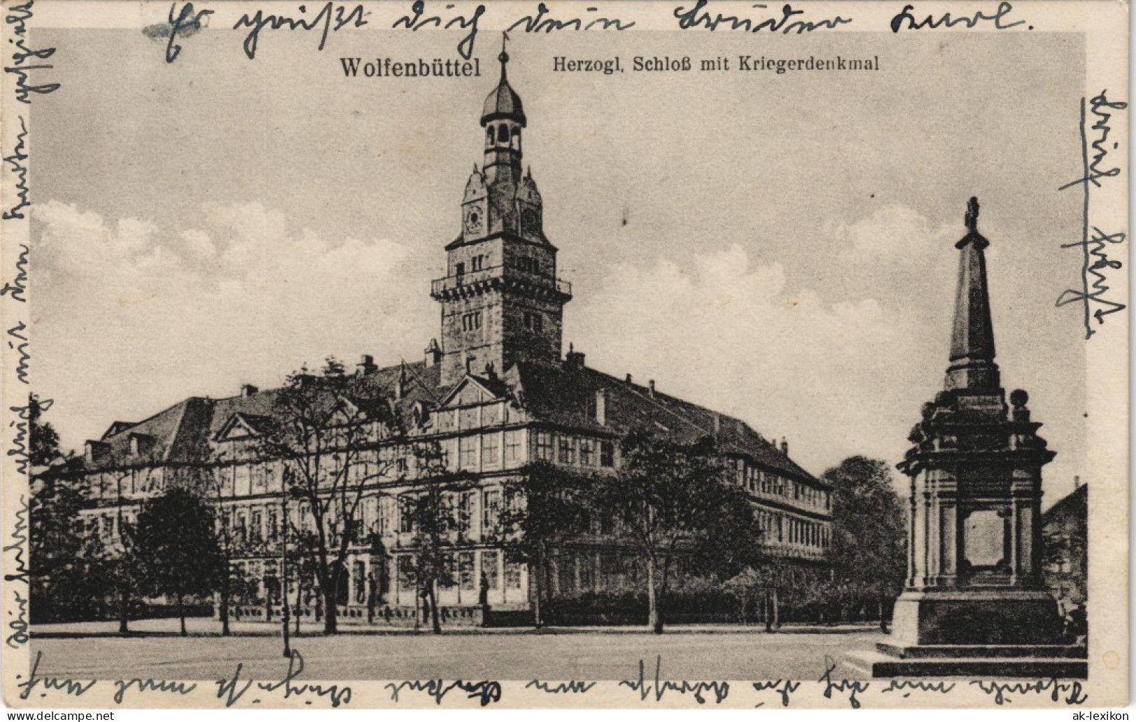 Ansichtskarte Wolfenbüttel Schloß Mit Kriegerdenkmal 1935 - Wolfenbüttel