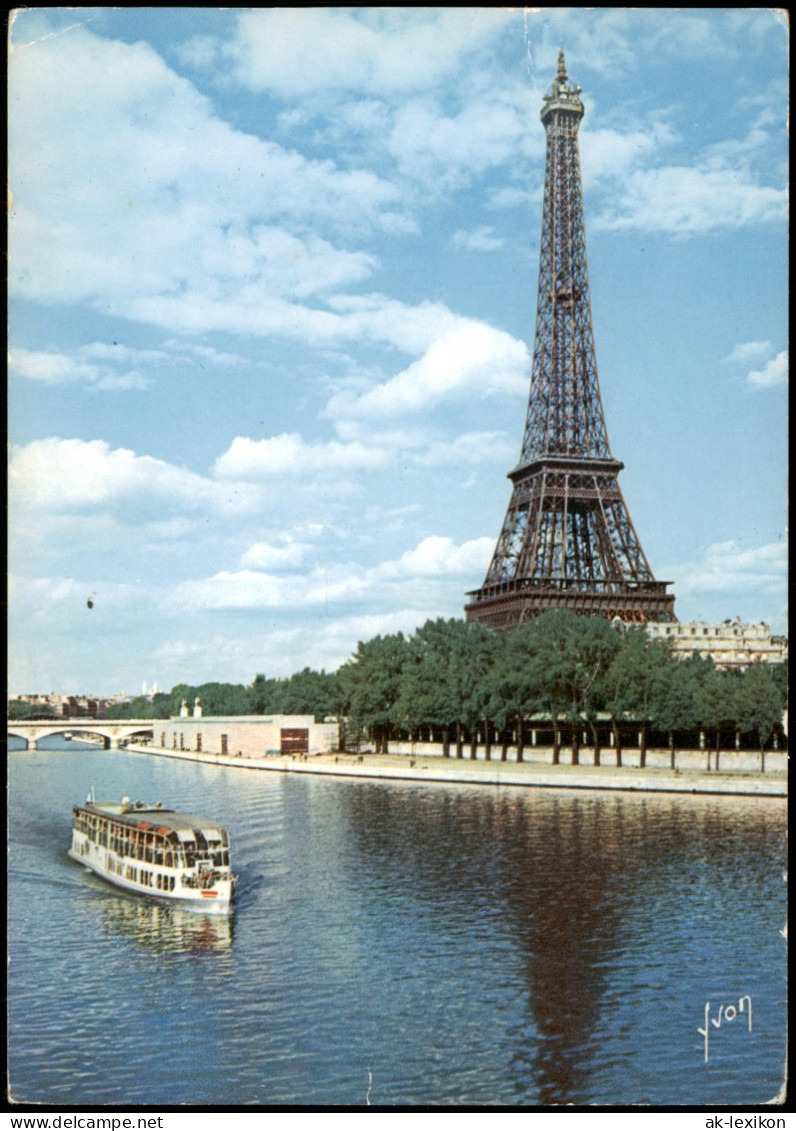 CPA Paris Eiffelturm/Tour Eiffel Schiff Seine 1960 - Eiffelturm