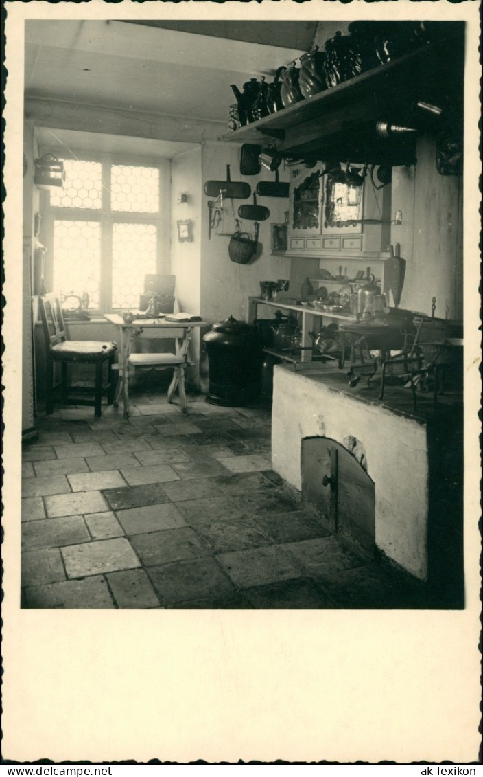 Wohnungen, Zimmer Innenansicht Küche Mit Feuerstelle 1940 Privatfoto - Non Classés