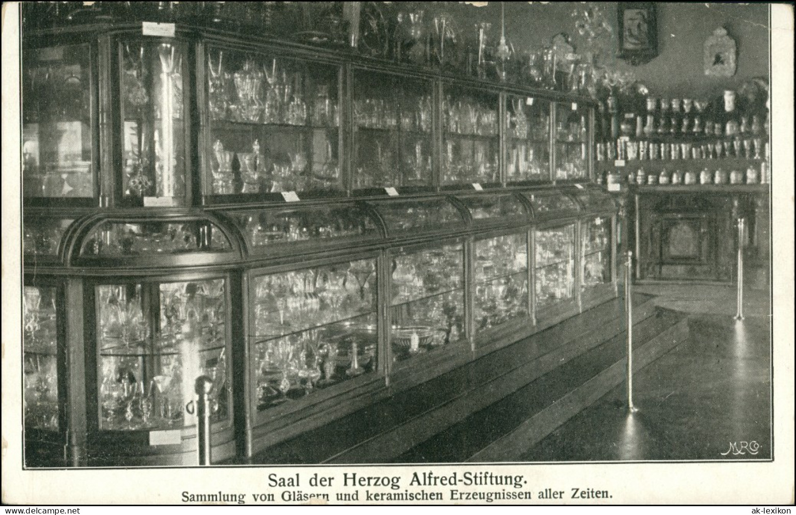 Coburg Innenansicht Gläser Sammlung Herzog Alfred-Stiftung 1905 - Coburg