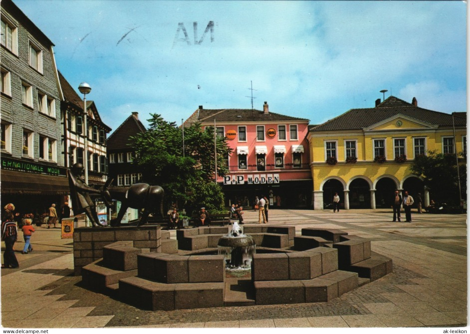 Ansichtskarte Unna Markt, Brunnen Geschäft P+P MODEN 1982 - Unna