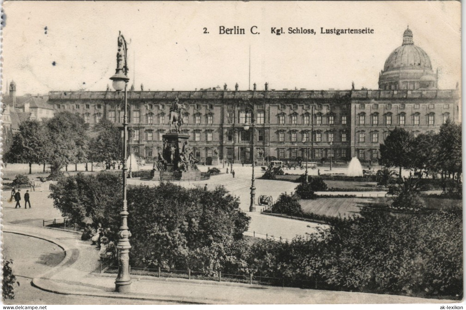 Berlin Königliches Schloss (Castle Building) Lustgartenseite 1912 - Autres & Non Classés