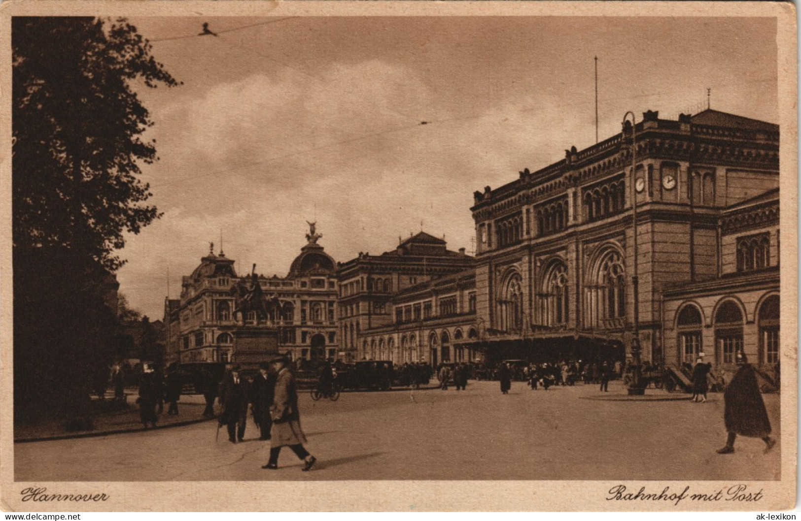 Ansichtskarte Hannover Hauptbahnhof Bahnhof Mit Post Vorplatz 1925 - Hannover