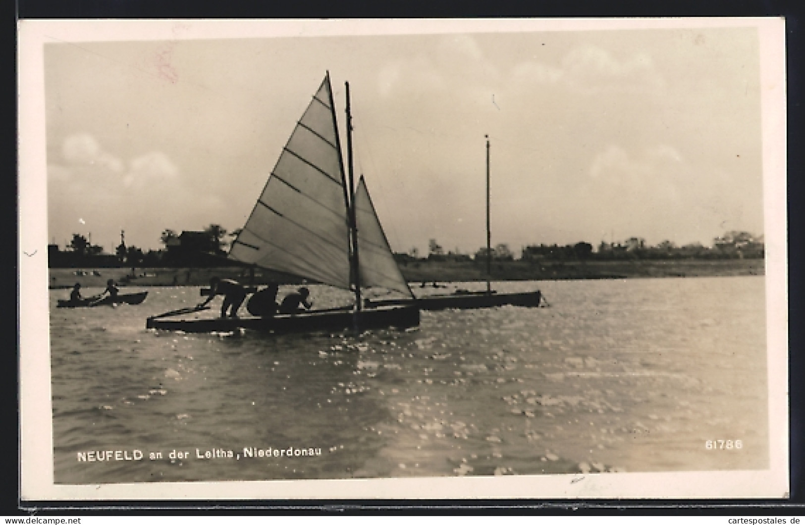 AK Neufeld An Der Leitha /Niederdonau, Segelboot Auf Dem Wasser  - Altri & Non Classificati