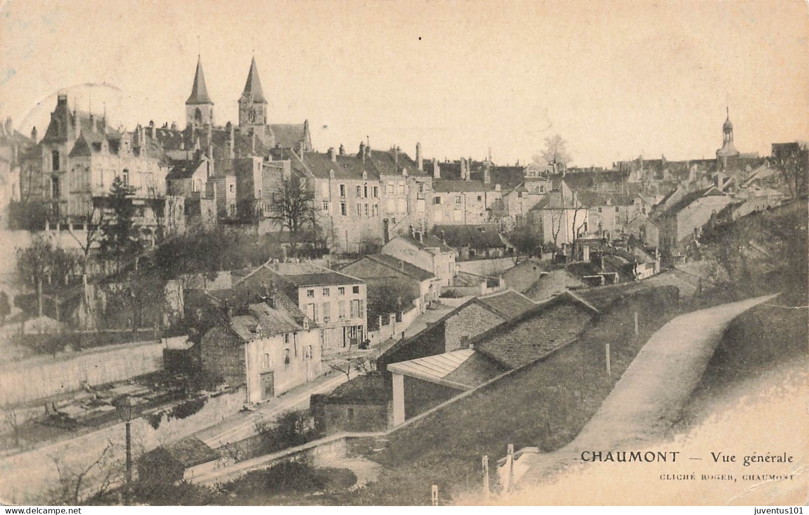 CPA Chaumont-Vue Générale-Timbre      L2892 - Chaumont